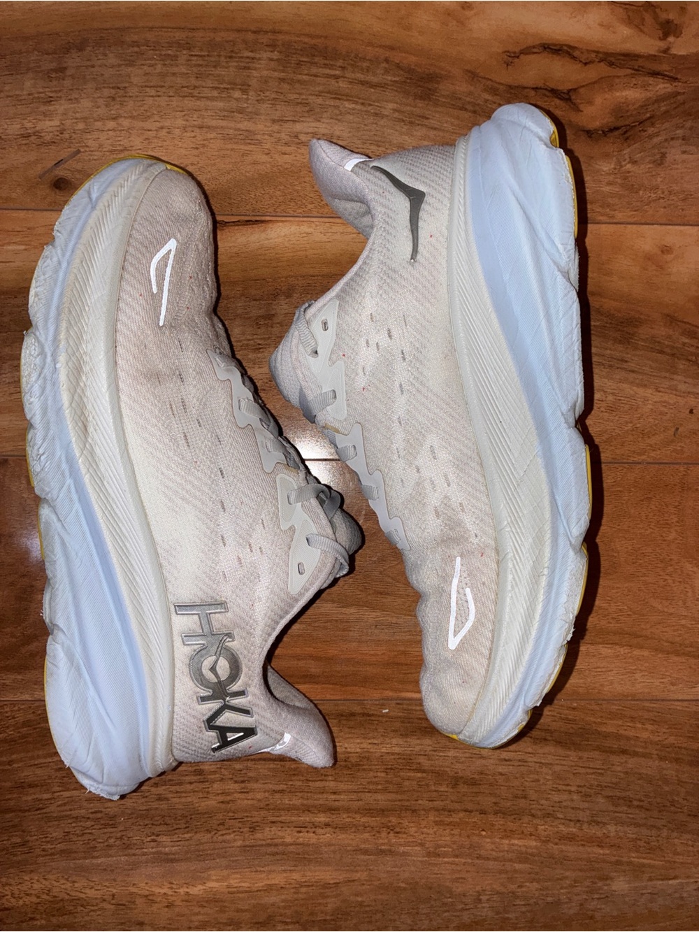 Hoka Women’s Clifton 9 Athletic Running Sneaker Shoes, white- size 8 - Picture 8 of 10